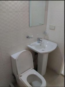 Trivoli toilet